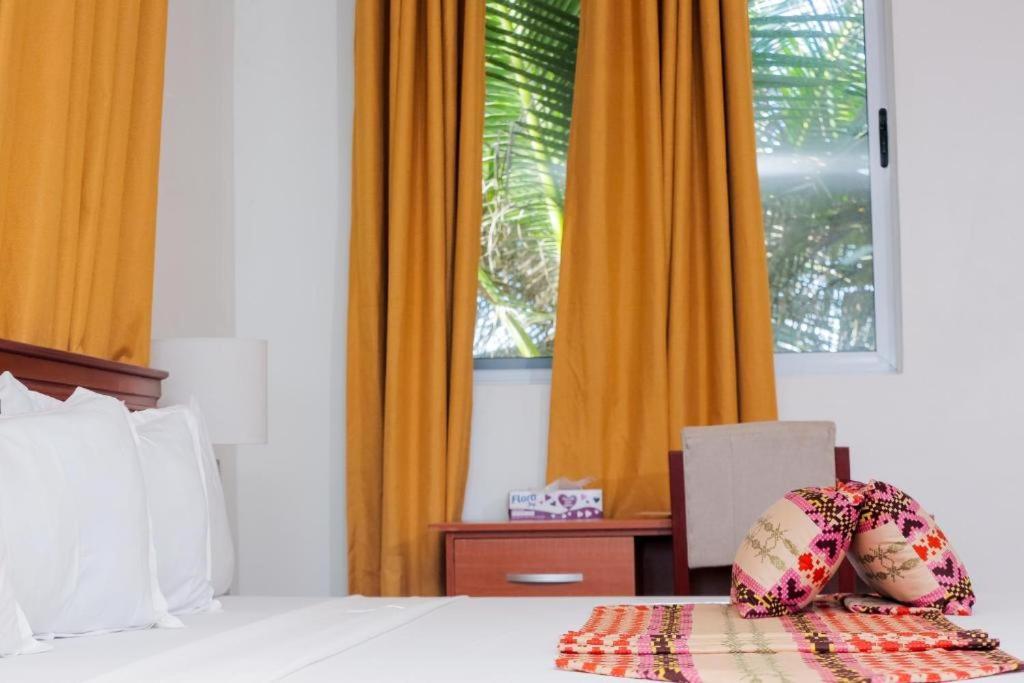 Ocean Green Beach Resort Prampram Exterior foto
